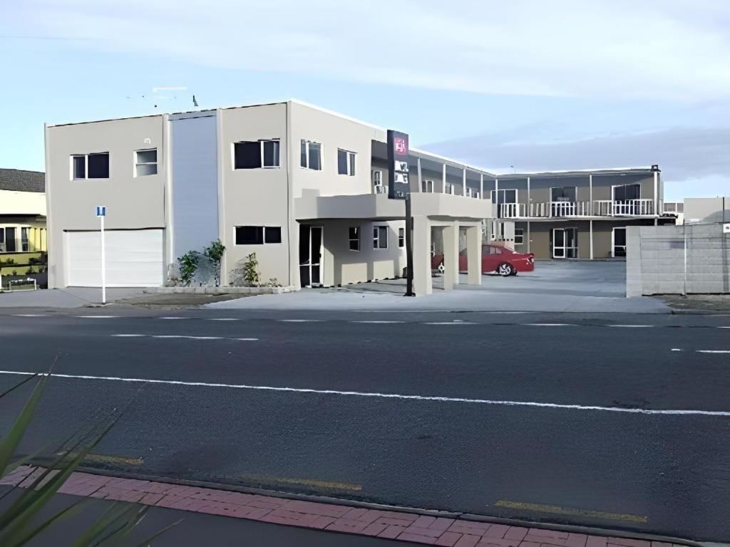 Hawera Central Motor Lodge Экстерьер фото