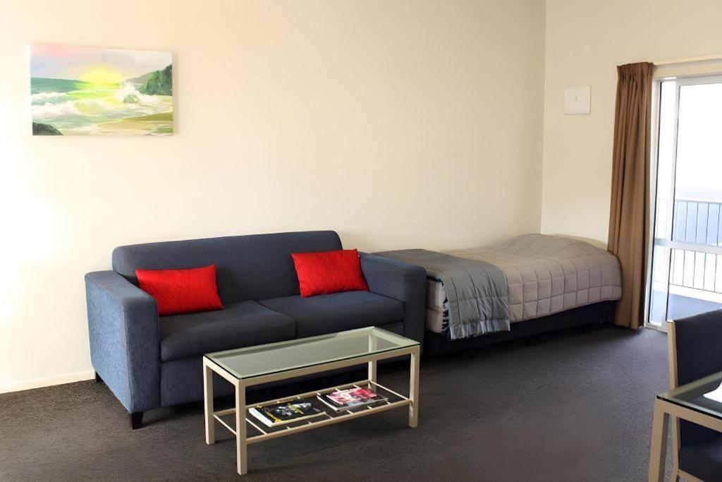 Hawera Central Motor Lodge Экстерьер фото